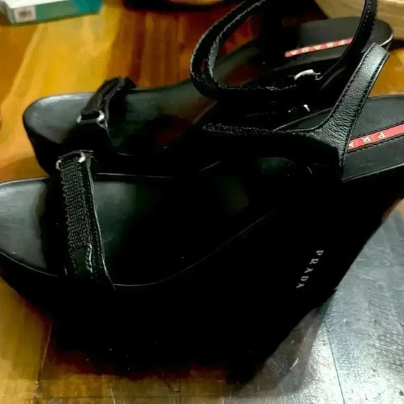 NEW Prada black wedge leathers shoes. Full set. Box & dust bags - Picture 3 of 5